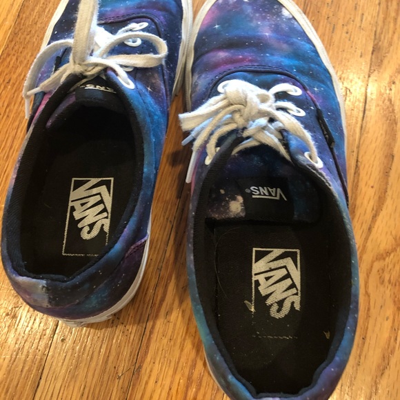 Women’s Vans cool galaxy design worn but no tears or stains. - Picture 4 of 5